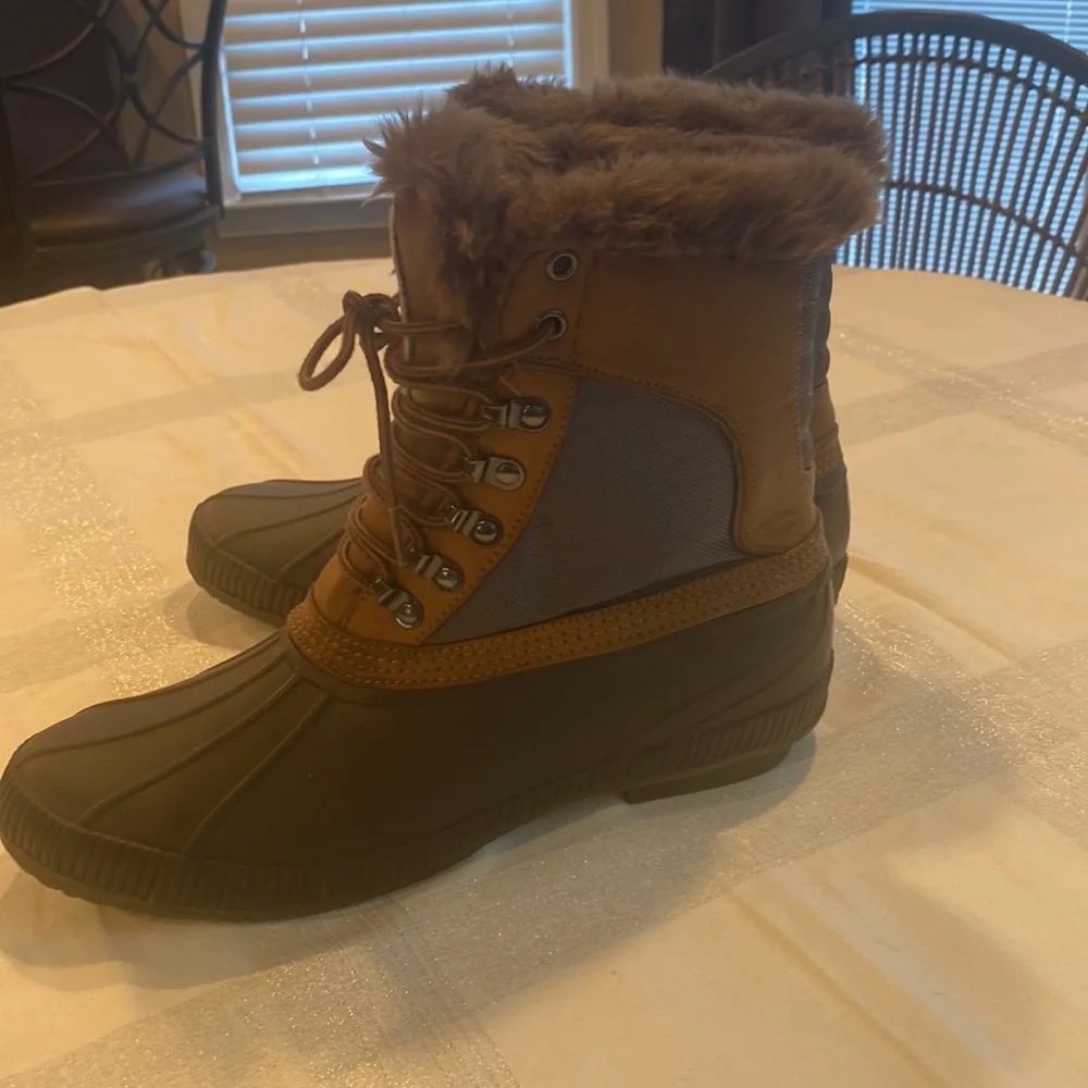 LANEIGE Canada Waterproof Winter Boots